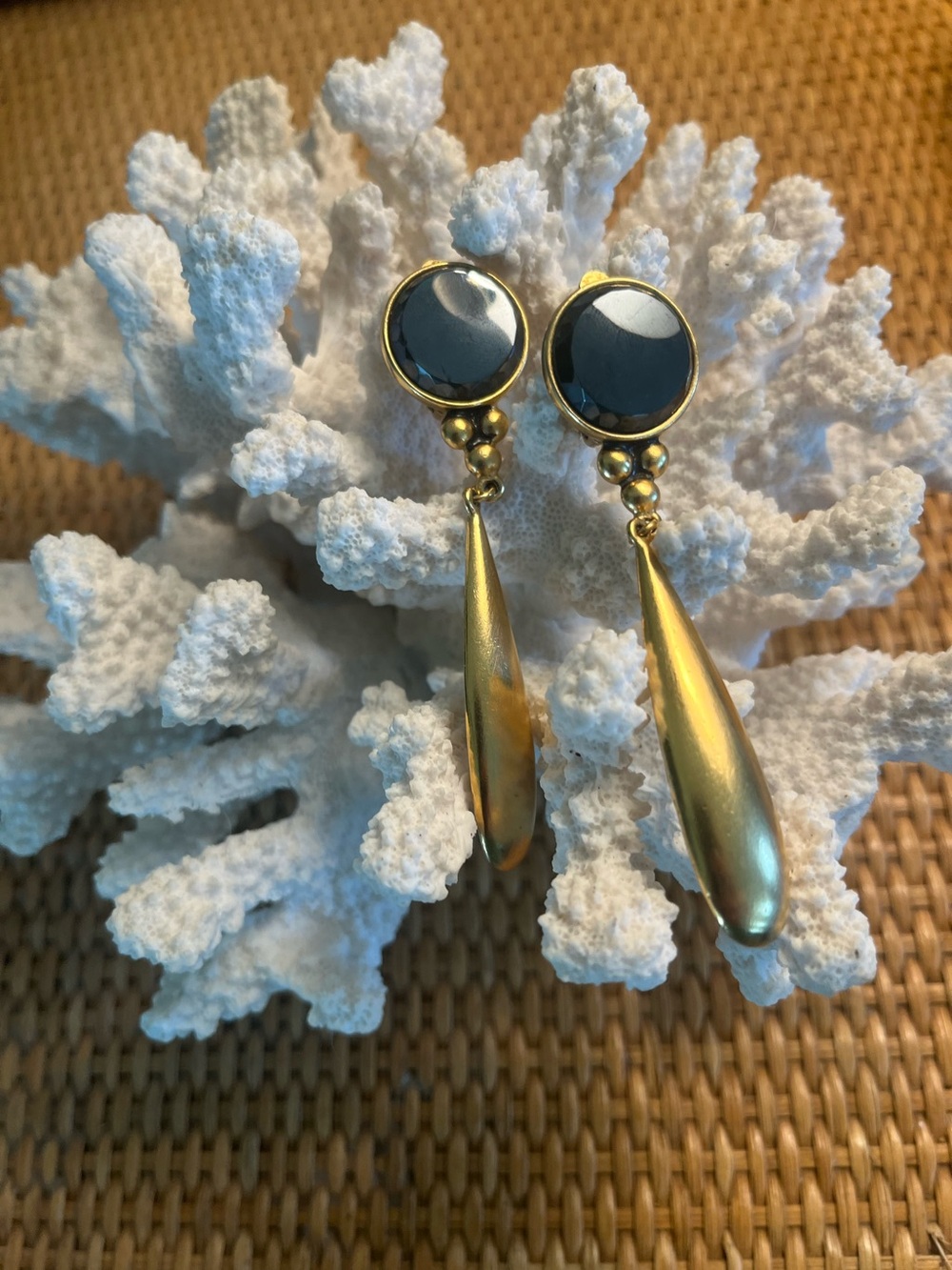Striking vintage Ben Amun Gold plated and Black Hematite clip Drop Earring
